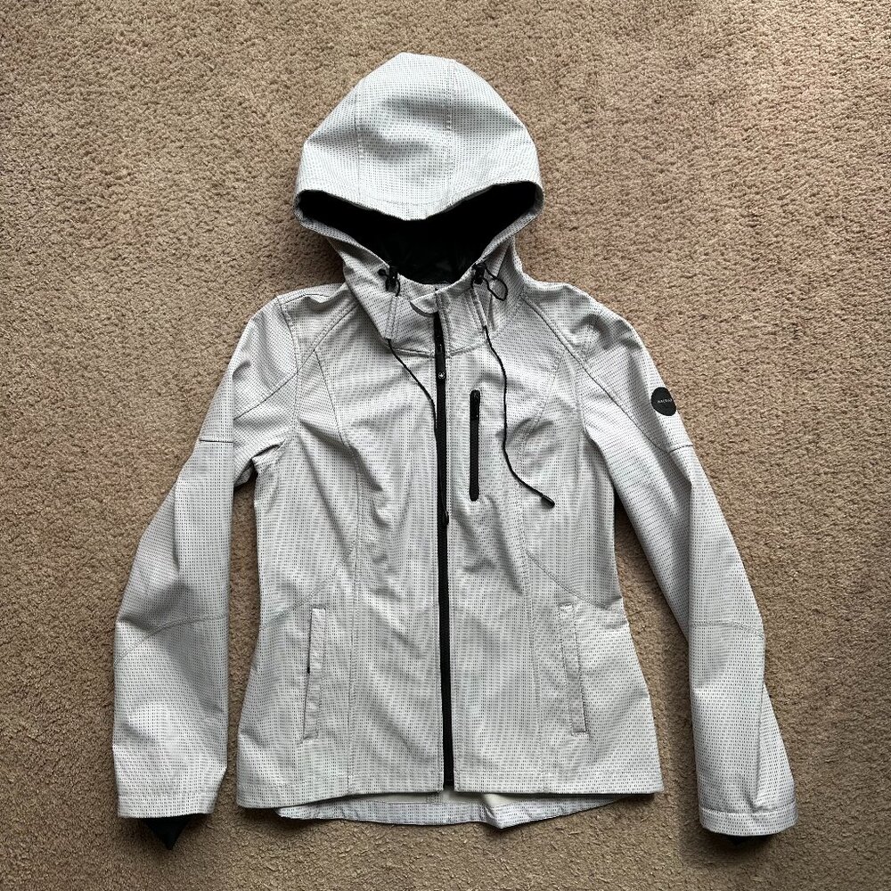 Halifax Traders Jacket Womens Medium Full Zip Hood White Long Sleeve Softshell